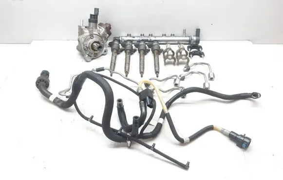 BMW 1 E82 E88 Fuel injection system set 7797874 0445010506 7798446