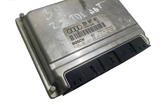 Volkswagen PASSAT B5 Engine control unit/module 3B0907401 0281001938 28RTE288