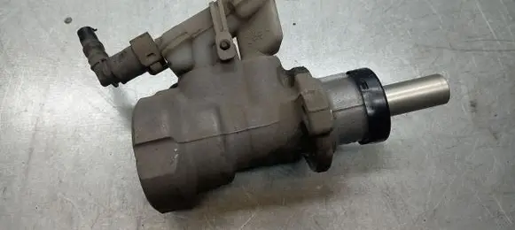 Ford Focus Master brake cylinder
