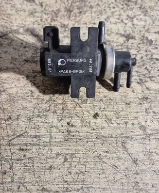 Volkswagen PASSAT B5 Turbo solenoid valve 1H0906627 72190320