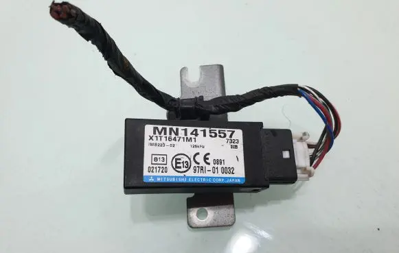 Mitsubishi Pajero Immobilizer control unit/module MN141557 X1T16471M1