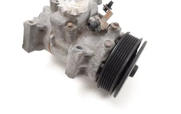 Toyota Avensis T270 Air conditioning (A/C) compressor (pump) GE4472601495 6SEU14C