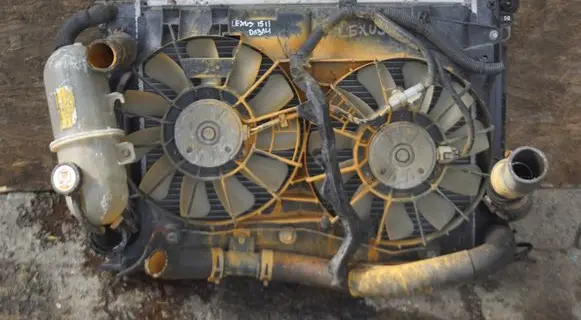 Lexus IS 220D-250-350 Radiator set