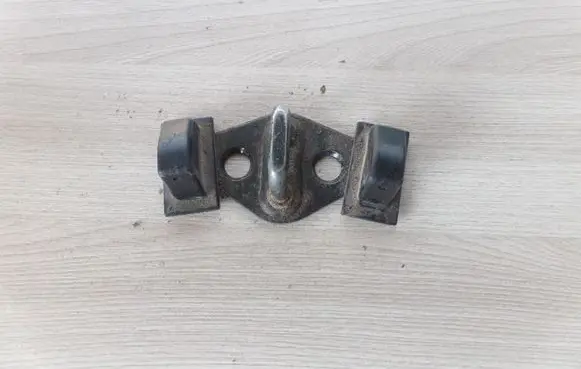 Hyundai i30 Loading door lock loop/hook striker 