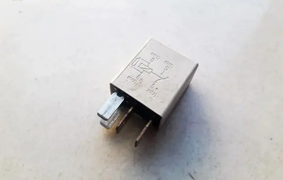 Skoda Octavia Mk2 (1Z) Other relay 1K0951253