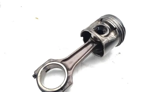 LDV Maxus Piston with connecting rod R425DOHC