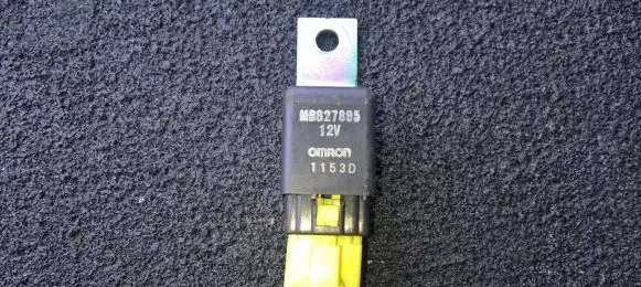 Mitsubishi Pajero Other relay MB627895 1153D
