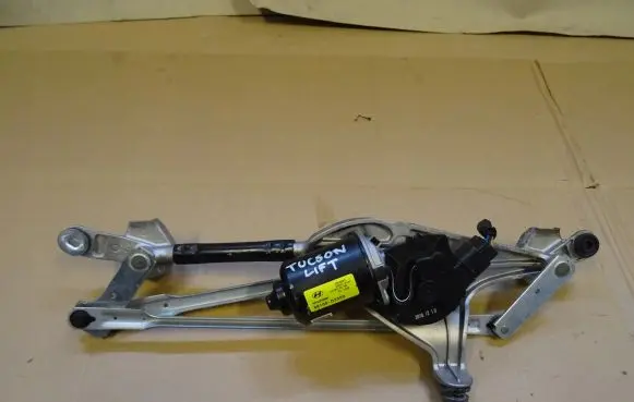 Hyundai Tucson LM Front wiper linkage and motor