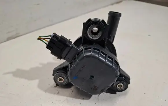 Volvo V60 Electric auxiliary coolant/water pump 31319023