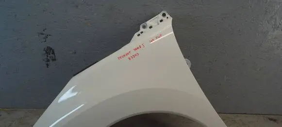Peugeot 3008 I Fender 9682889480
