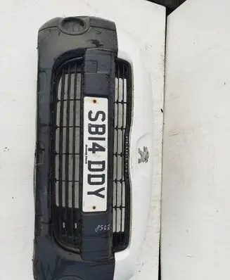 Peugeot Partner Front bumper