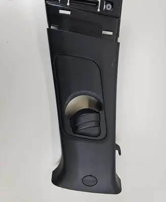 KIA Sportage (B) pillar trim (top) 8583141F1000
