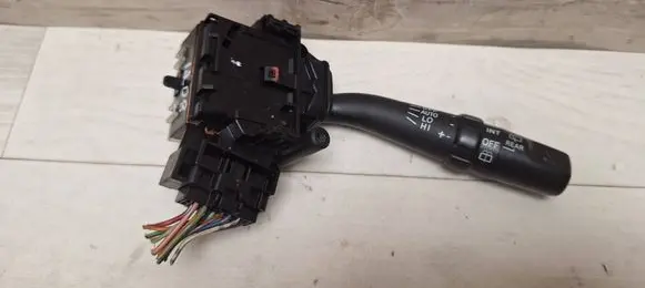 Toyota Corolla Verso AR10 Wiper control stalk 8465205170 173821 84652