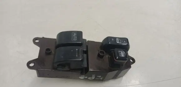 Toyota Yaris Electric window control switch 0113U21