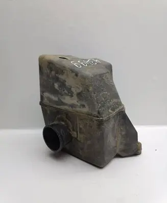 Land Rover Freelander Intake resonator 