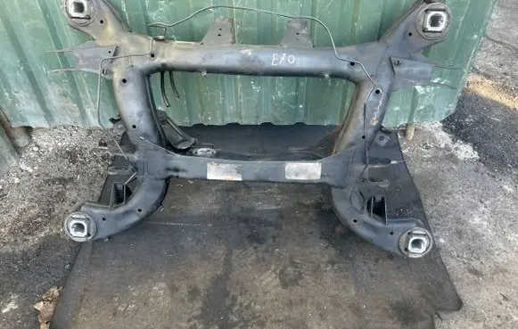 BMW X5 E70 Rear subframe 