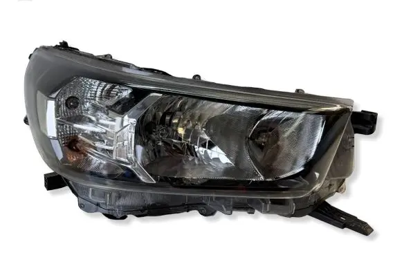 Toyota Hilux VIII Headlight/headlamp 811100KK60