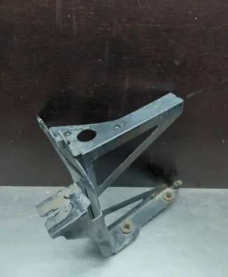 Audi A6 S6 C6 4F Radiator support slam panel bracket 4F0121261B