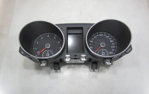 Speedometer (instrument cluster)