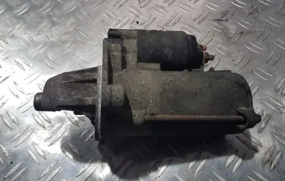 Ford Focus Starter motor f8ru11130db
