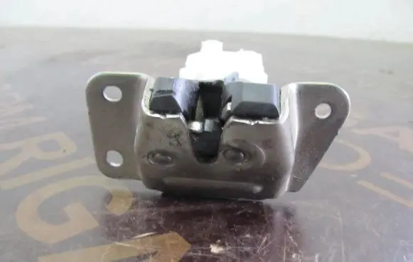 Mitsubishi i-MiEV Tailgate/trunk/boot lock/catch/latch 11704