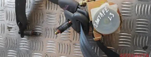 Hyundai Santa Fe Rear seatbelt 04526242