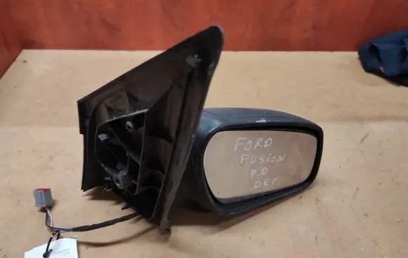 Ford Fusion Front door electric wing mirror 2901001RH 013936