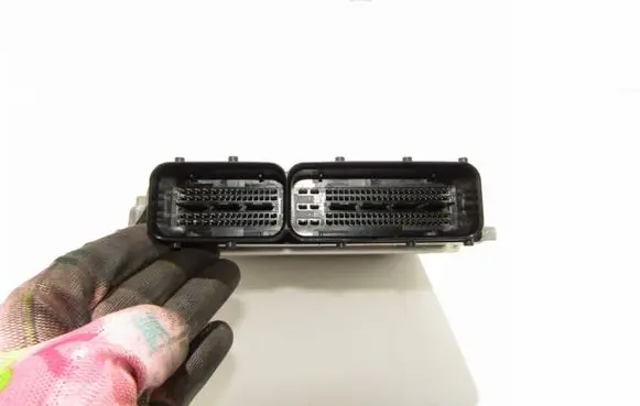 Skoda Yeti (5L) Engine control unit/module 03l906022lj
