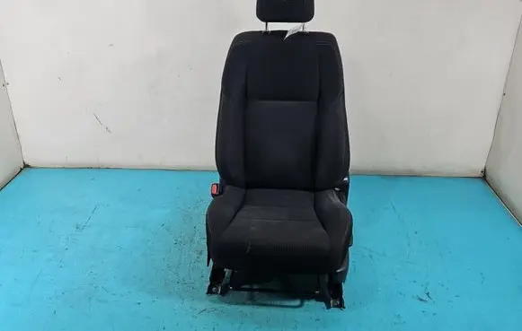 Toyota RAV 4 (XA40) Front driver seat IMPRK1562375