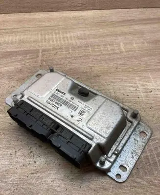 Toyota RAV 4 (XA20) Engine control unit/module ECU 896610H020 0261208702