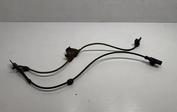 Toyota Auris E180 ABS brake wheel speed sensor 0265007805