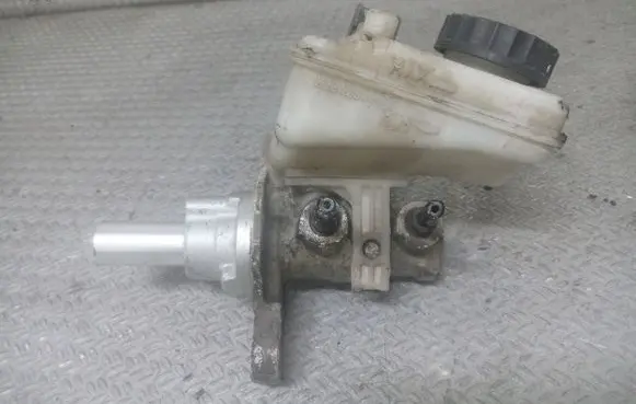 Peugeot 107 Master brake cylinder 0204254443