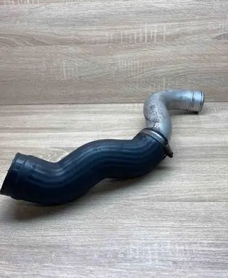 BMW X5 E53 Intercooler hose/pipe 2248643