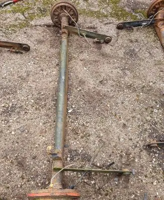 Audi 80 90 B3 Rear axle beam 