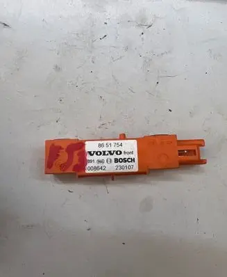 Volvo XC90 Airbag deployment crash/impact sensor 8651754 230107 008642