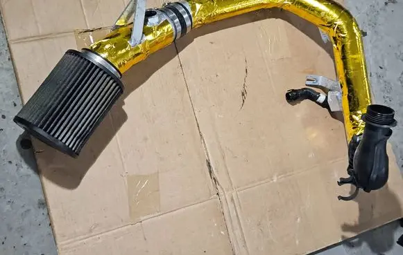 BMW 1 E82 E88 Air intake hose/pipe 7599290 70375717 10991213D