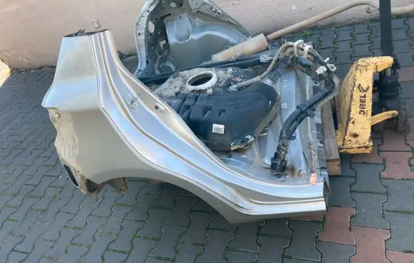 Toyota Yaris Rear quarter panel 
