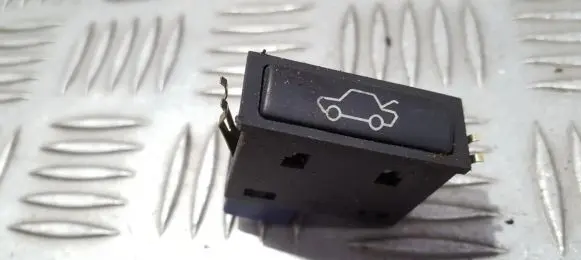 BMW 5 E39 Tailgate opening switch 61318365579 61.318365579