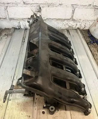 BMW 5 E60 E61 Intake manifold