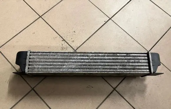 BMW 5 E39 Intercooler radiator 1914555 1612787 2888020911