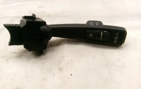 Volvo V50 Wiper control stalk 8691993