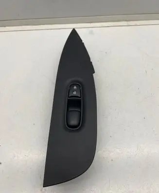Nissan X-Trail T32 Electric window control switch 809614CE1A