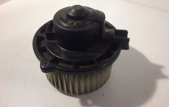 Mitsubishi Eclipse Heater fan/blower 194000