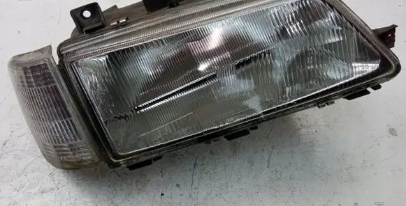 Peugeot 405 Headlight/headlamp 