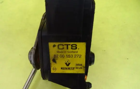 Renault Megane II Accelerator throttle pedal 8200153272