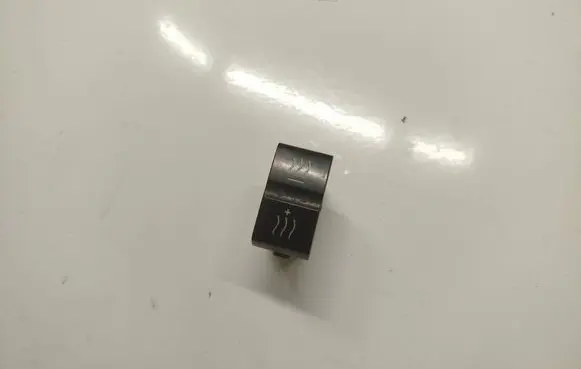 Mercedes-Benz Sprinter W906 Windscreen/window heater switch 6395451907