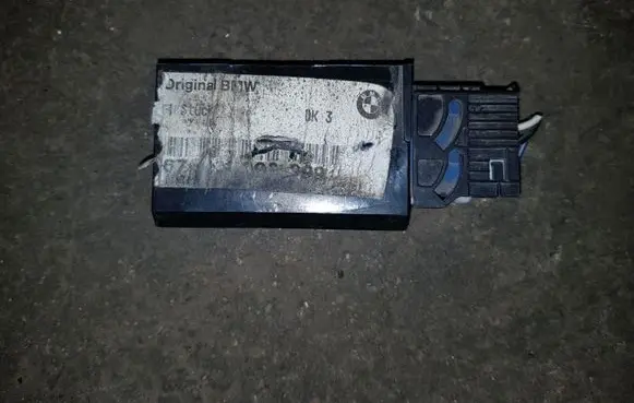 BMW 3 E36 Central locking motor 67118353011