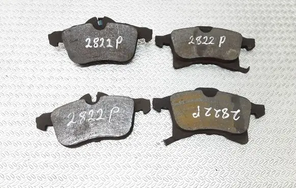 Opel Astra H Brake pads (front) 