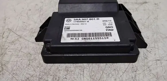 Volkswagen PASSAT B7 Hand brake control module 3AA907801D 17904601A