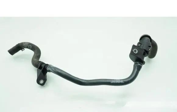 Audi A4 S4 B9 8W Engine coolant pipe/hose 8W0145670G